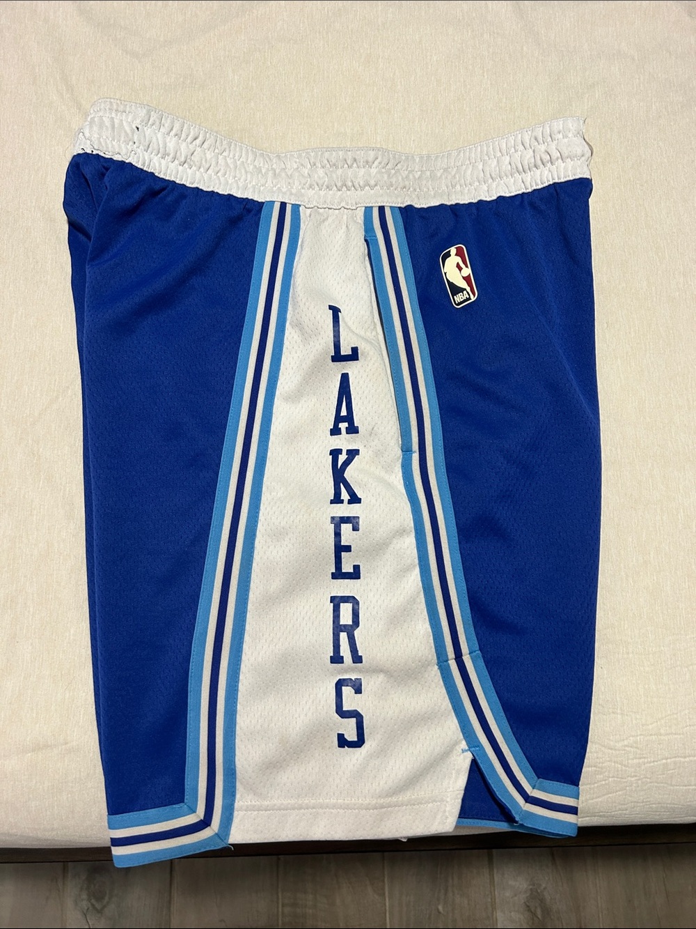 Nike Blue White Lakers Basketball Shorts - Picture 3 of 4